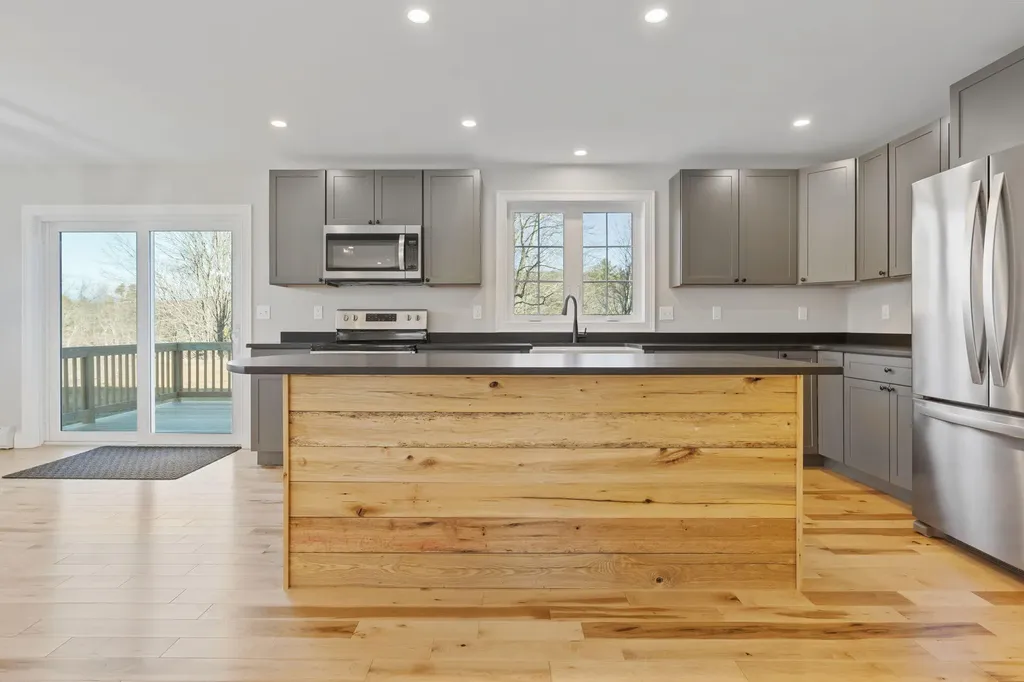 5 Hayfield Lane Windham ME 04062