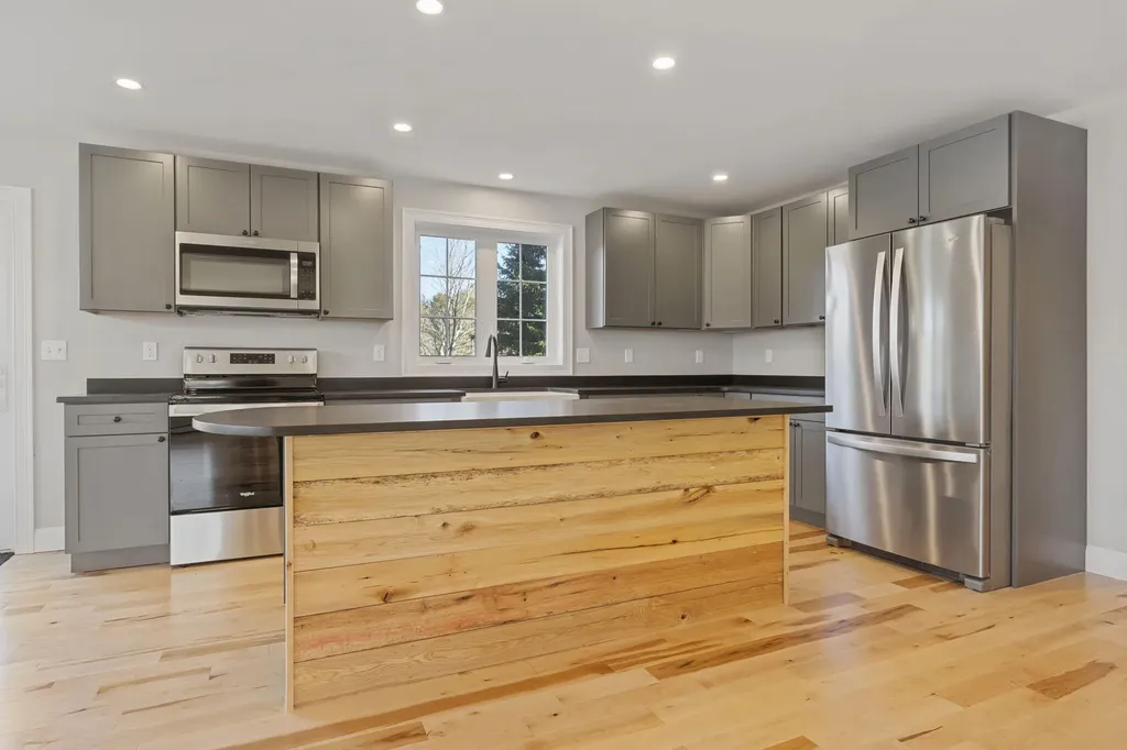 5 Hayfield Lane Windham ME 04062