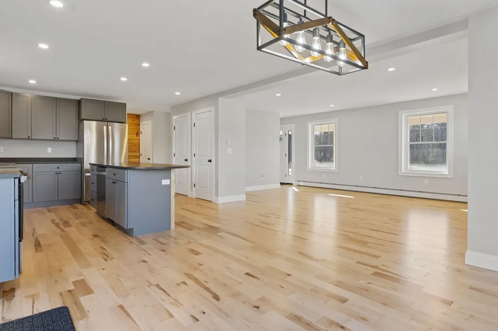 5 Hayfield Lane Windham ME 04062