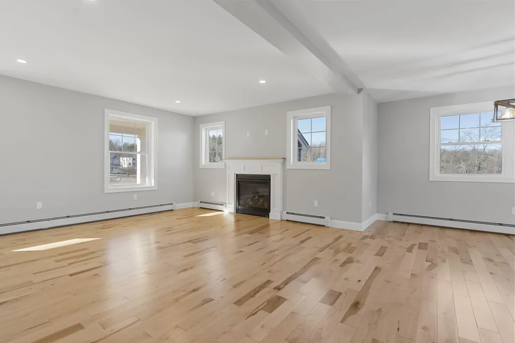 5 Hayfield Lane Windham ME 04062
