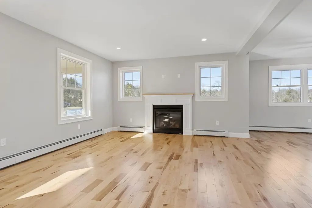 5 Hayfield Lane Windham ME 04062