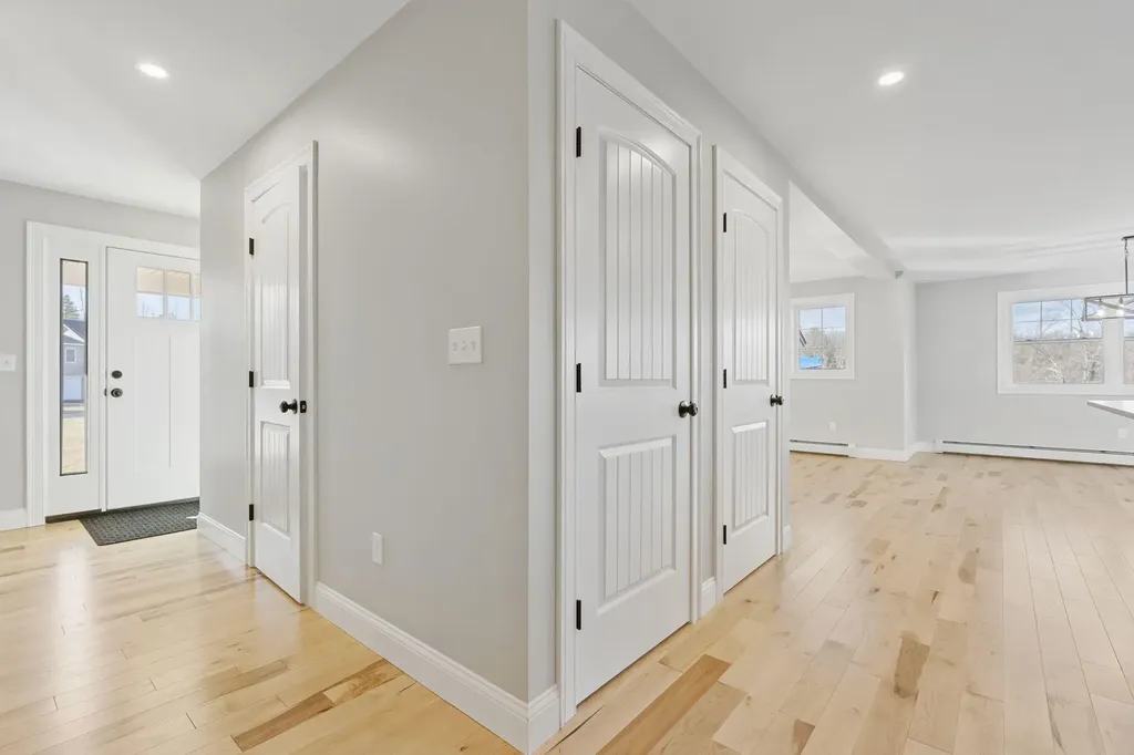 5 Hayfield Lane Windham ME 04062