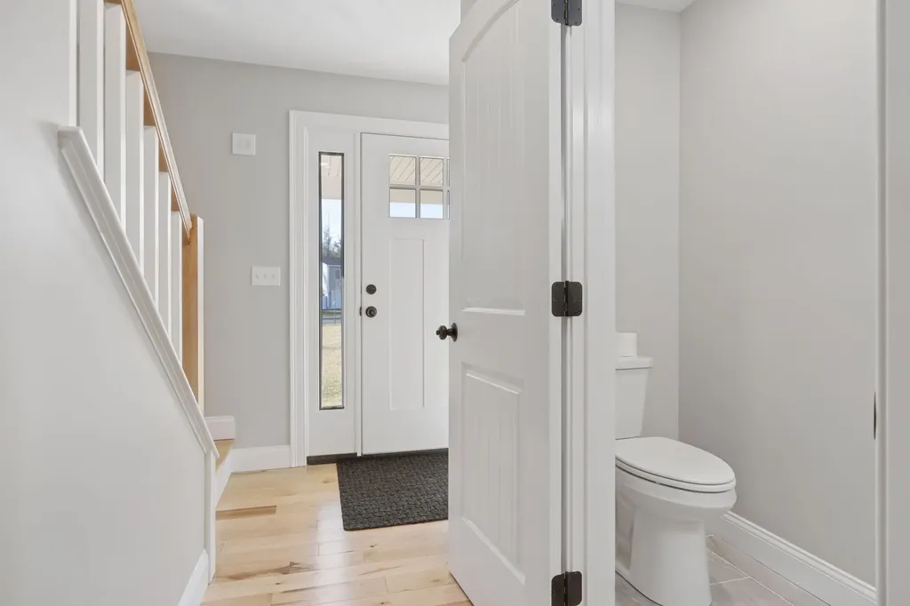 5 Hayfield Lane Windham ME 04062