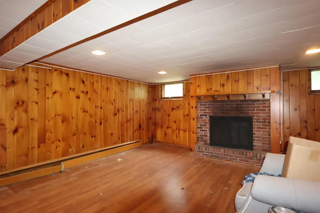 3 Shepley Street Auburn ME 04210