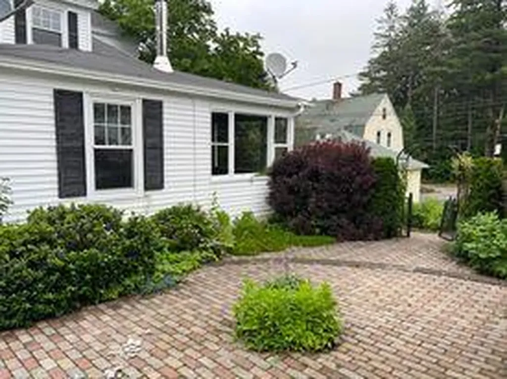 3 Shepley Street Auburn ME 04210