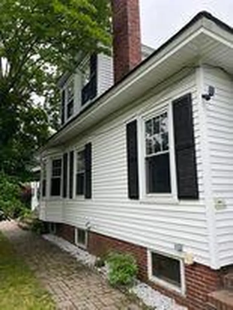 3 Shepley Street Auburn ME 04210