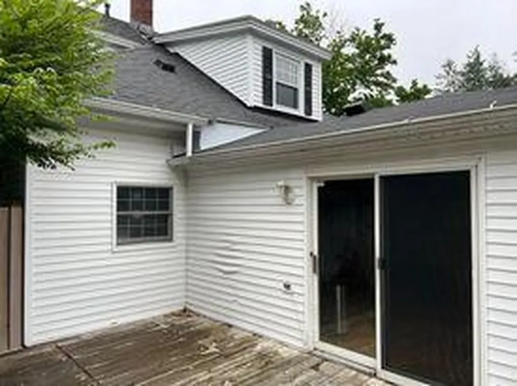 3 Shepley Street Auburn ME 04210