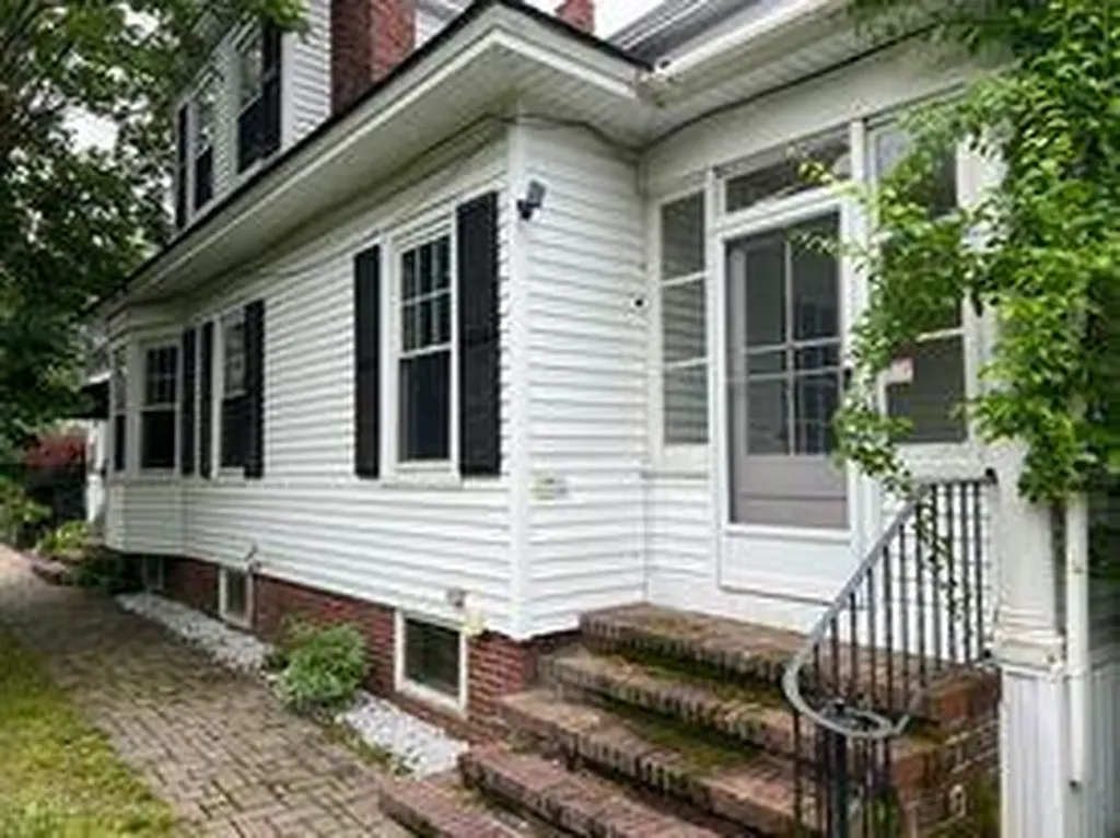 3 Shepley Street Auburn ME 04210