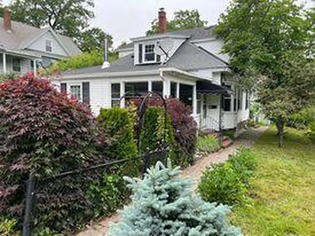 3 Shepley Street Auburn ME 04210