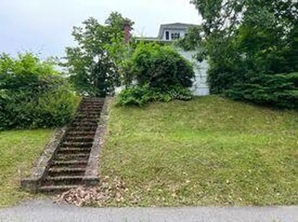 3 Shepley Street Auburn ME 04210