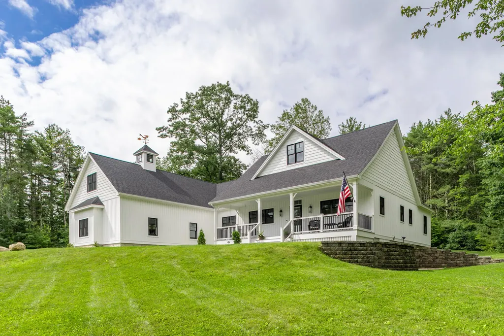 482 Cole Road Kennebunk ME 04043