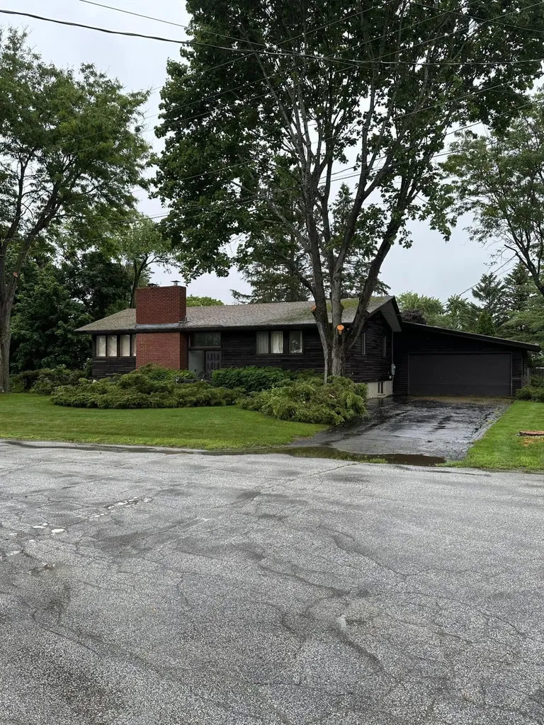 68 Lincoln Street Brewer ME 04412