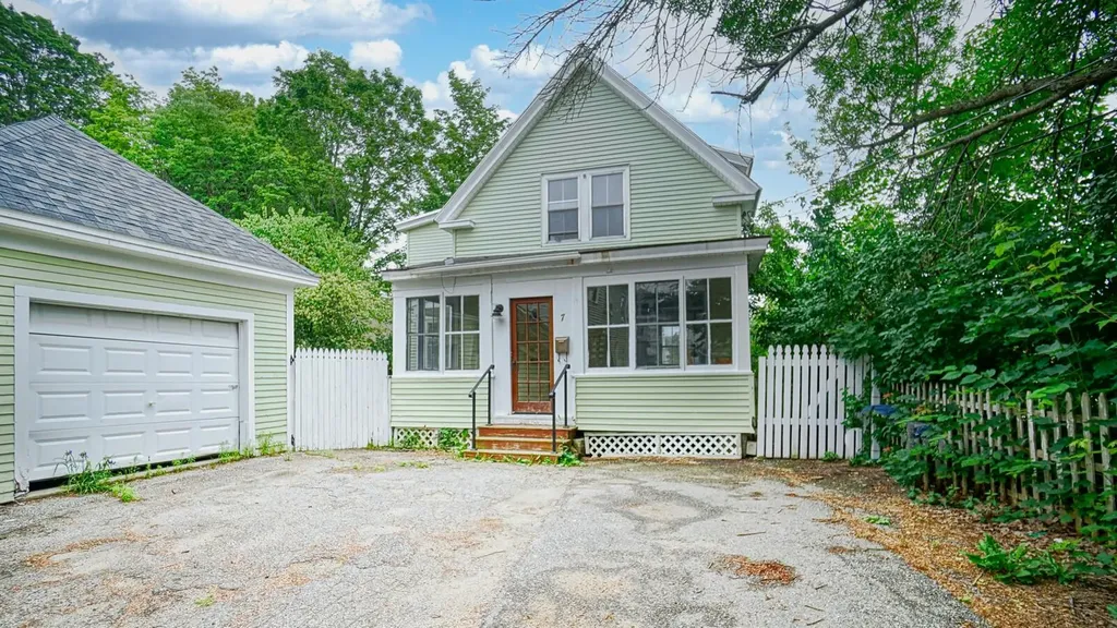 7 Bodwell Street Sanford ME 04073