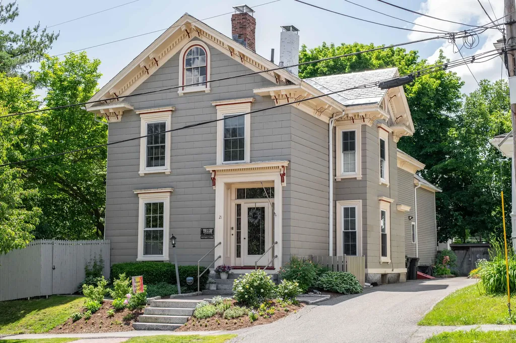 21 E Summer Street Bangor ME 04401