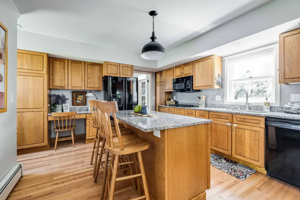 21 E Summer Street Bangor ME 04401