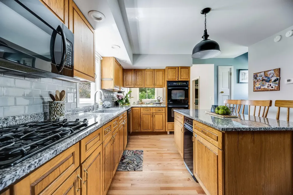21 E Summer Street Bangor ME 04401