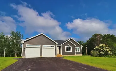 5 Rolling Meadow Drive Bangor ME 04401