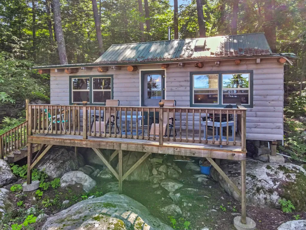 46 Hoyt Island Belgrade ME 04917