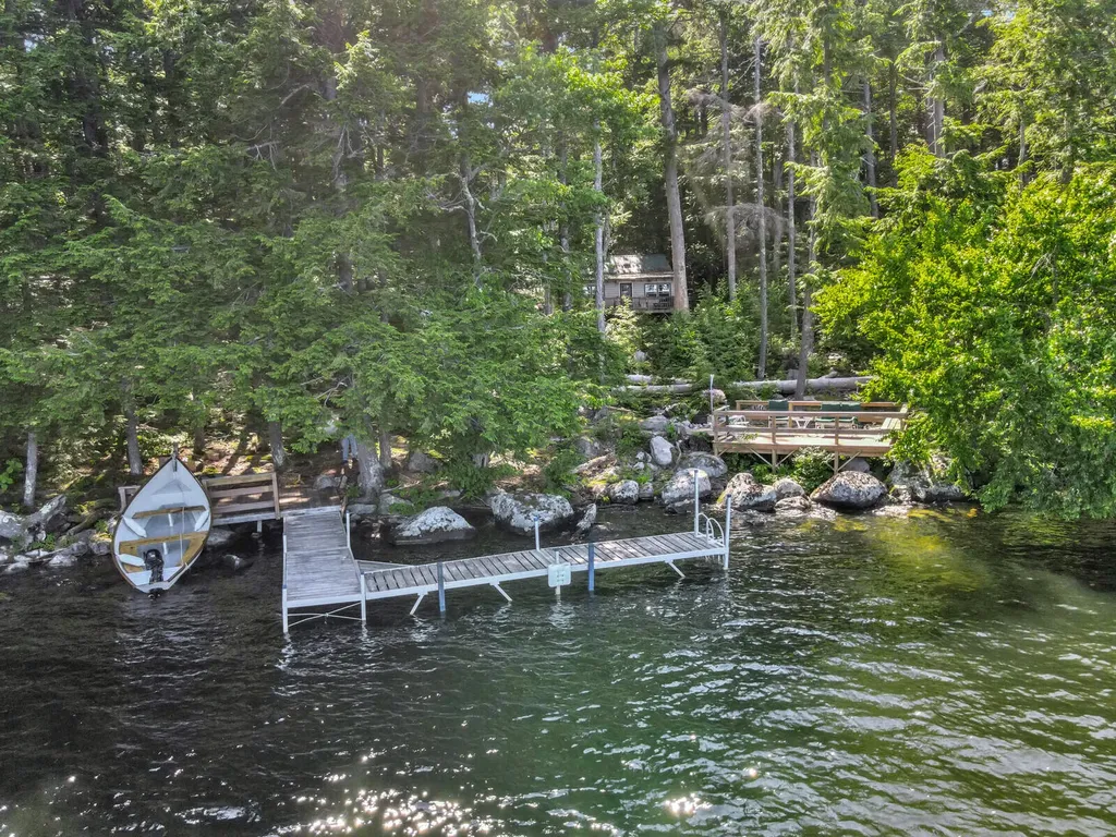 46 Hoyt Island Belgrade ME 04917