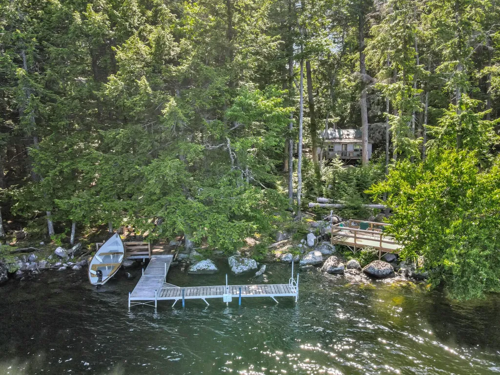 46 Hoyt Island Belgrade ME 04917