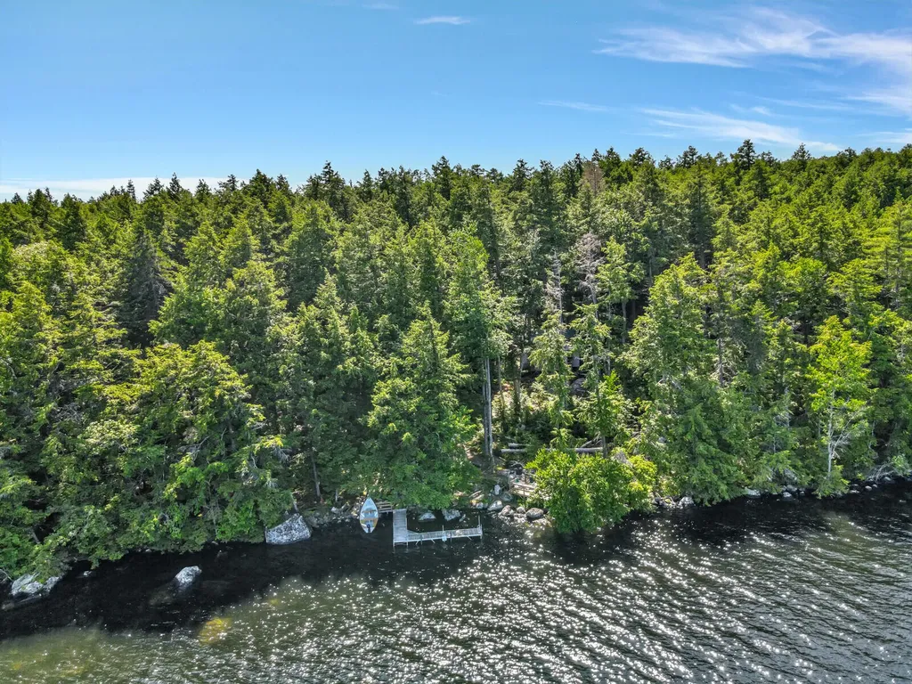 46 Hoyt Island Belgrade ME 04917