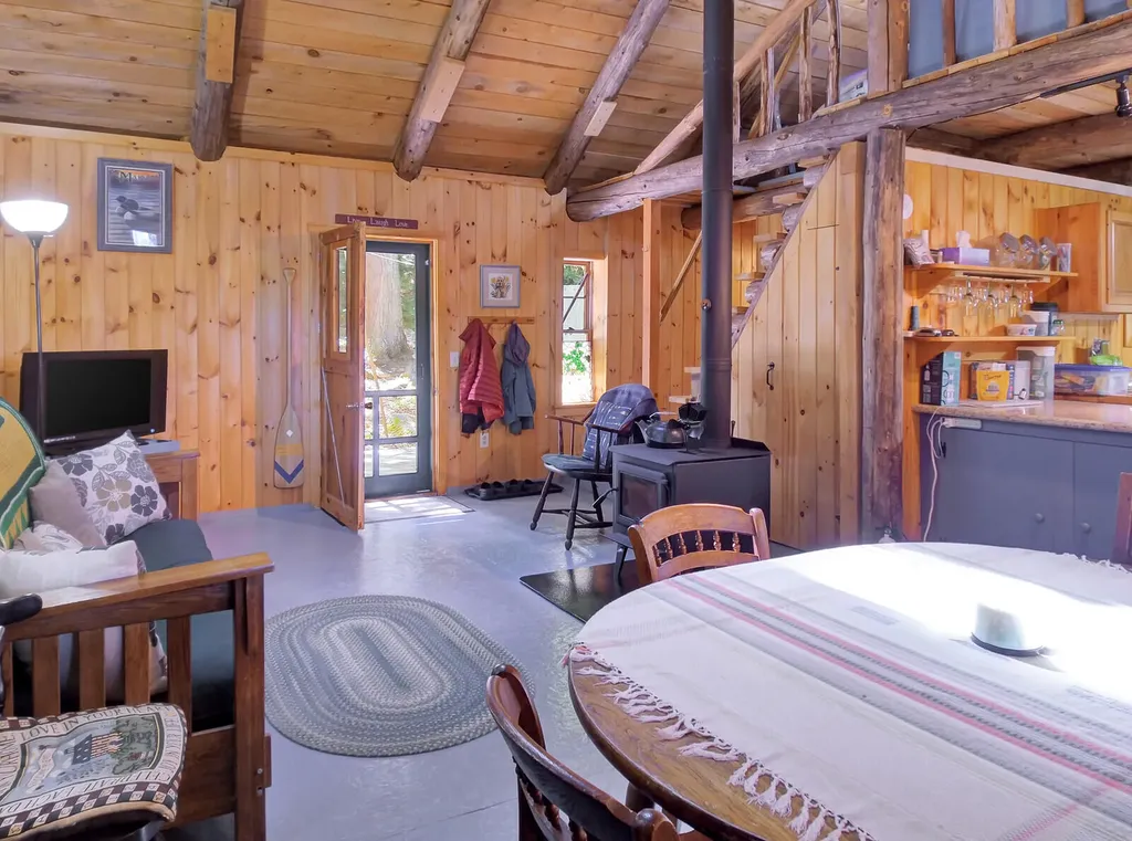 46 Hoyt Island Belgrade ME 04917