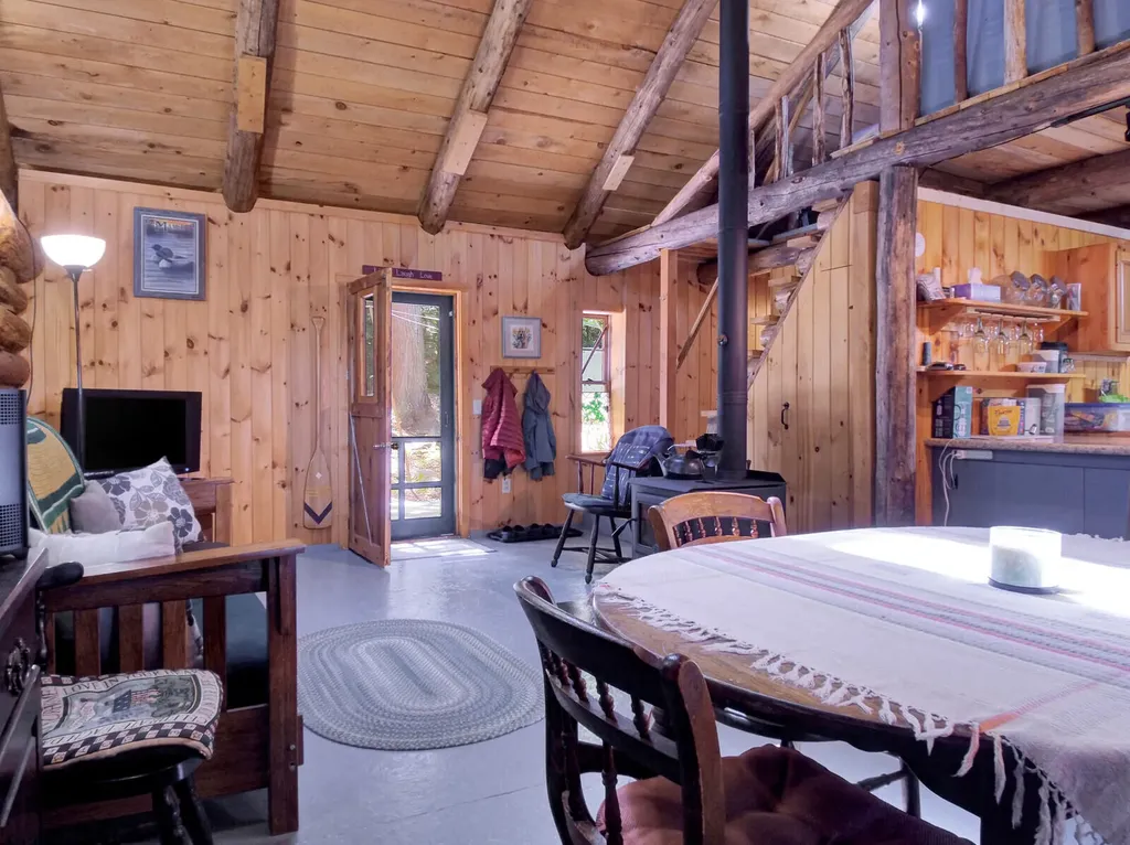 46 Hoyt Island Belgrade ME 04917