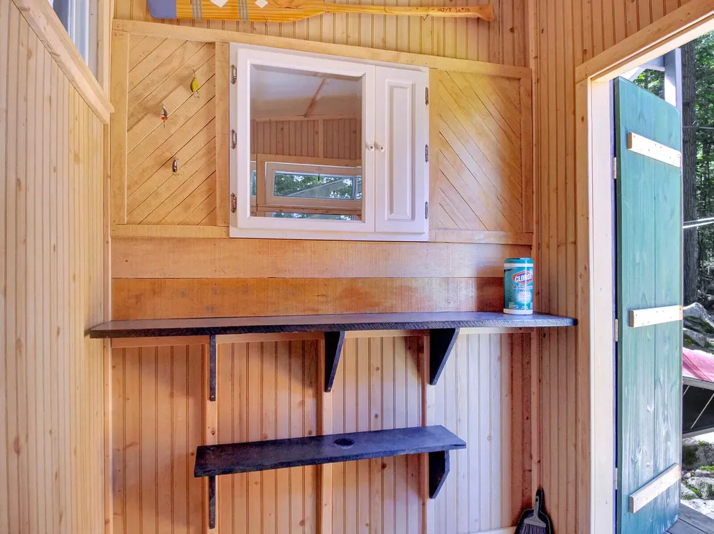 46 Hoyt Island Belgrade ME 04917