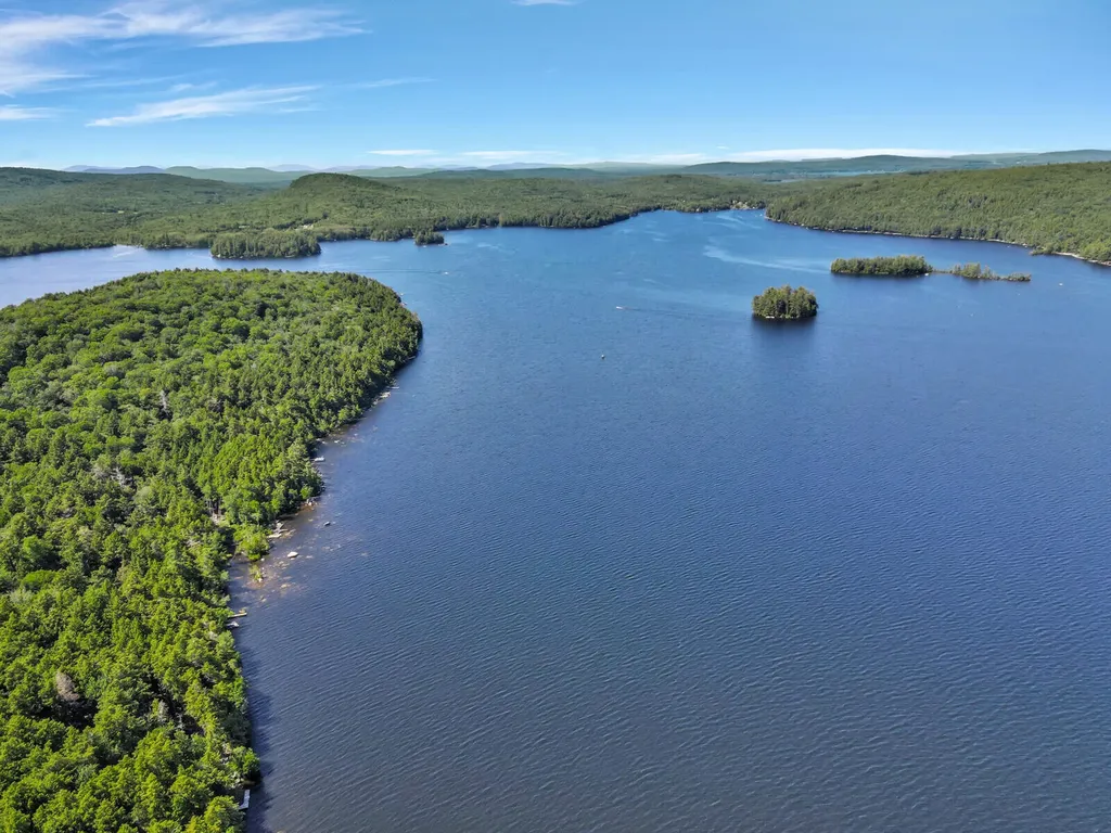 46 Hoyt Island Belgrade ME 04917