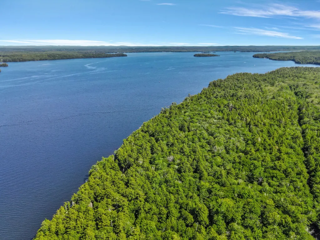 46 Hoyt Island Belgrade ME 04917