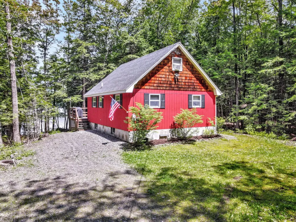 23 North Woods Road Vienna ME 04360