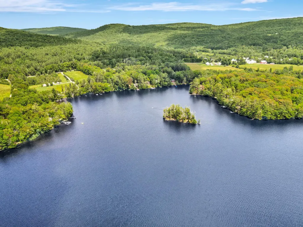 23 North Woods Road Vienna ME 04360