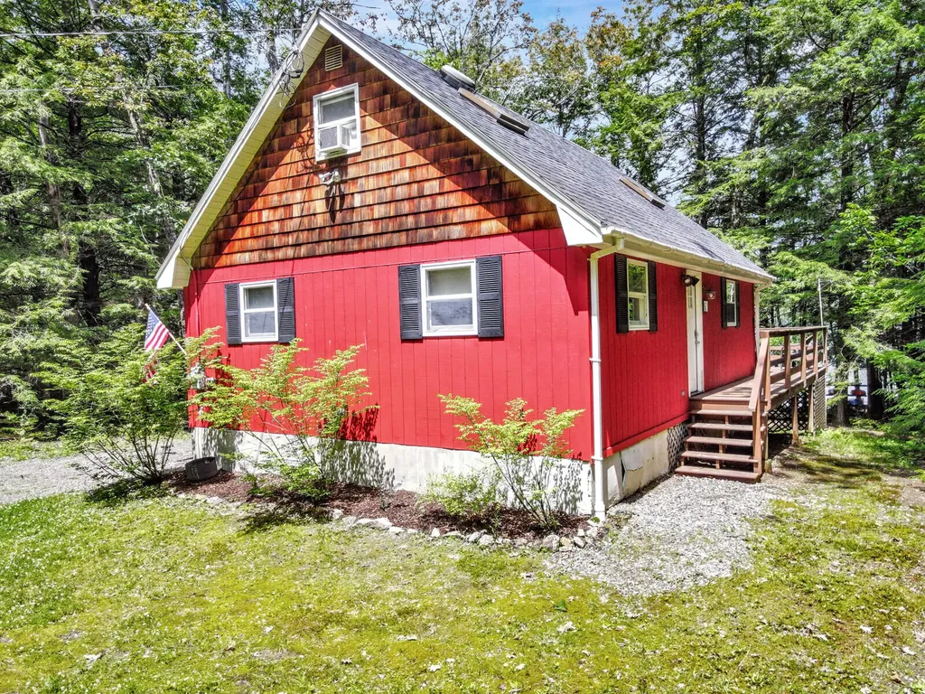 23 North Woods Road Vienna ME 04360