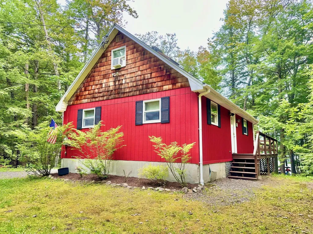 23 North Woods Road Vienna ME 04360