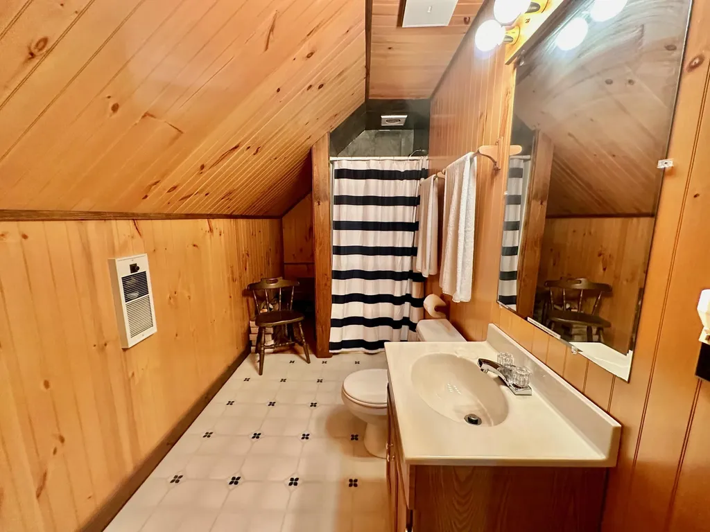 23 North Woods Road Vienna ME 04360