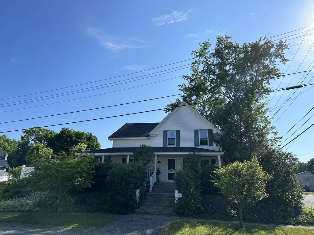 106 Knox Street Millinocket ME 04462