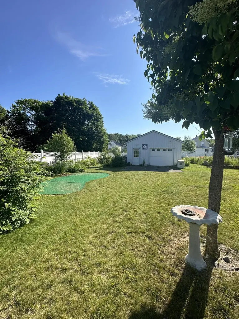 106 Knox Street Millinocket ME 04462