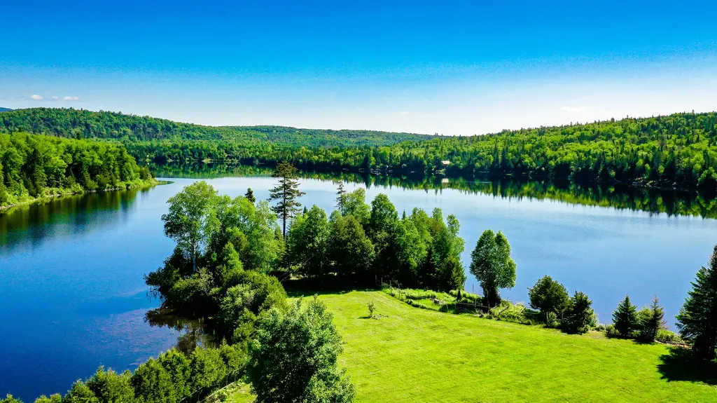 3385 Main Street Rangeley ME 04970
