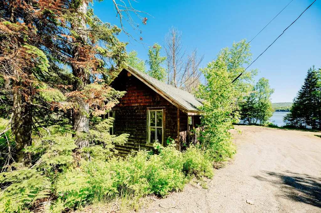 3385 Main Street Rangeley ME 04970