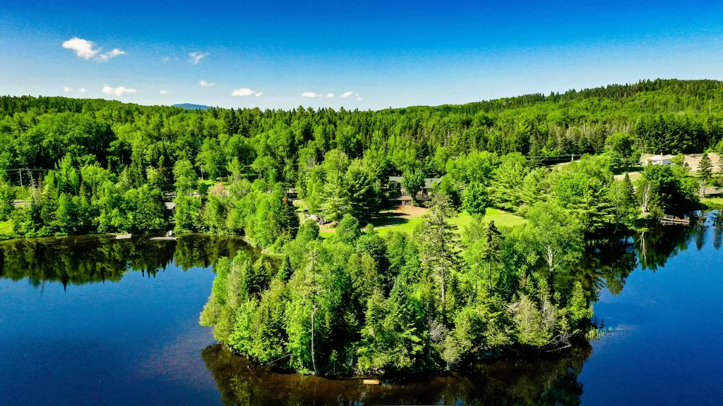 3385 Main Street Rangeley ME 04970