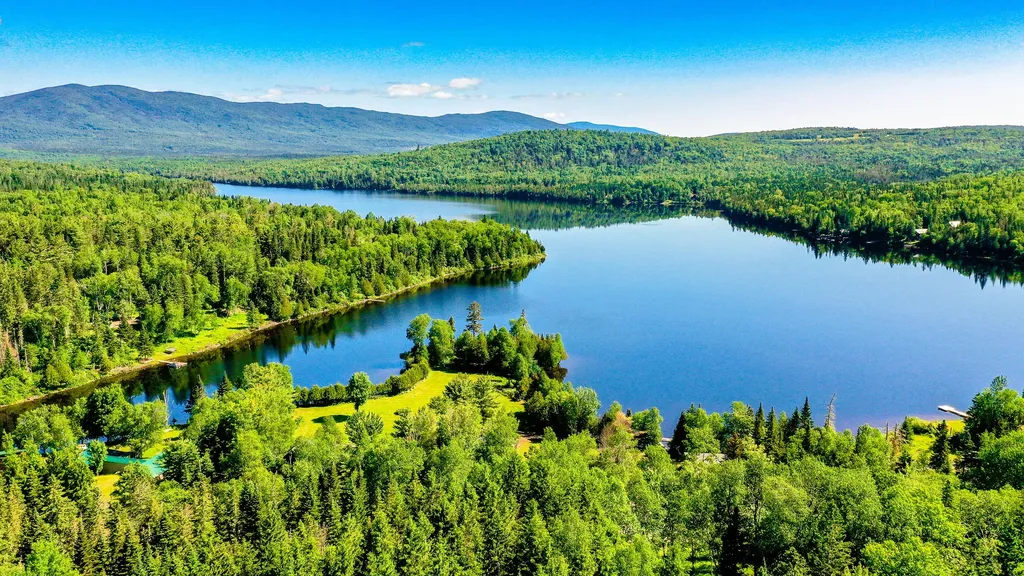 3385 Main Street Rangeley ME 04970
