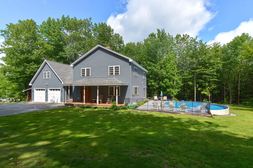 20 Sampson Lane West Gardiner ME 04345