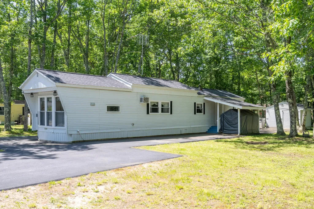 17 Rest Haven Circle Alfred ME 04002