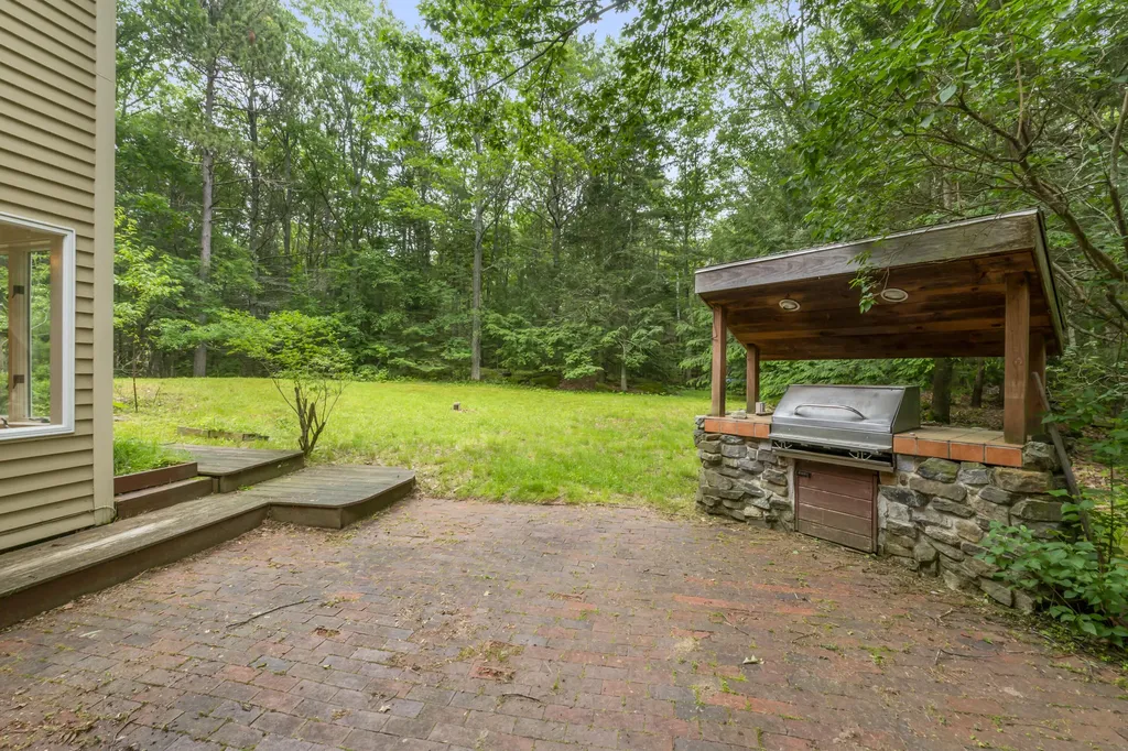 119 Highlands Farm Road Yarmouth ME 04096
