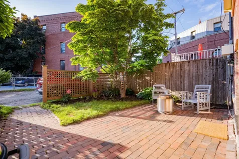 89 Pine Street Portland ME 04102