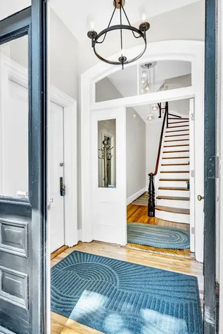 89 Pine Street Portland ME 04102