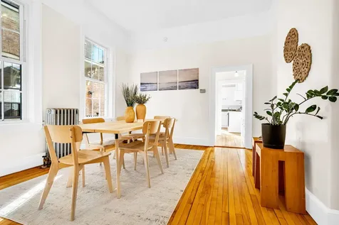 89 Pine Street Portland ME 04102