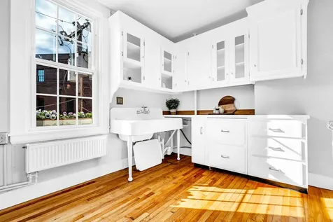 89 Pine Street Portland ME 04102