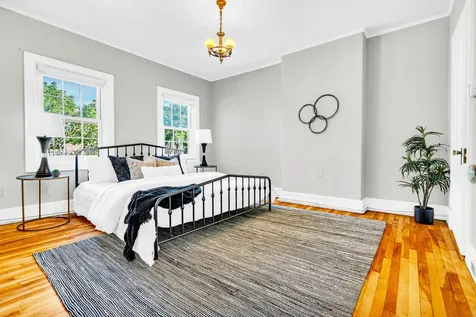 89 Pine Street Portland ME 04102