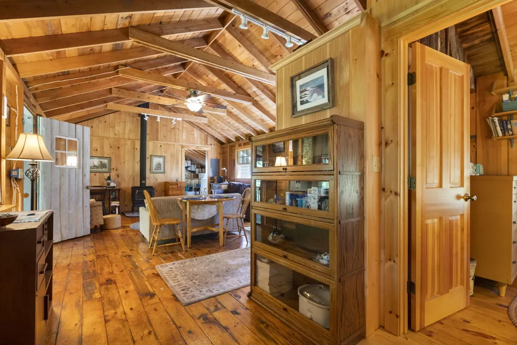 231 North Road Chebeague Island ME 04017